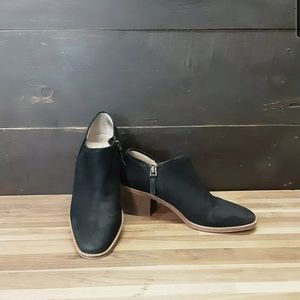 Caslon Womens Black Suede Ankle Boots with Heel 8M